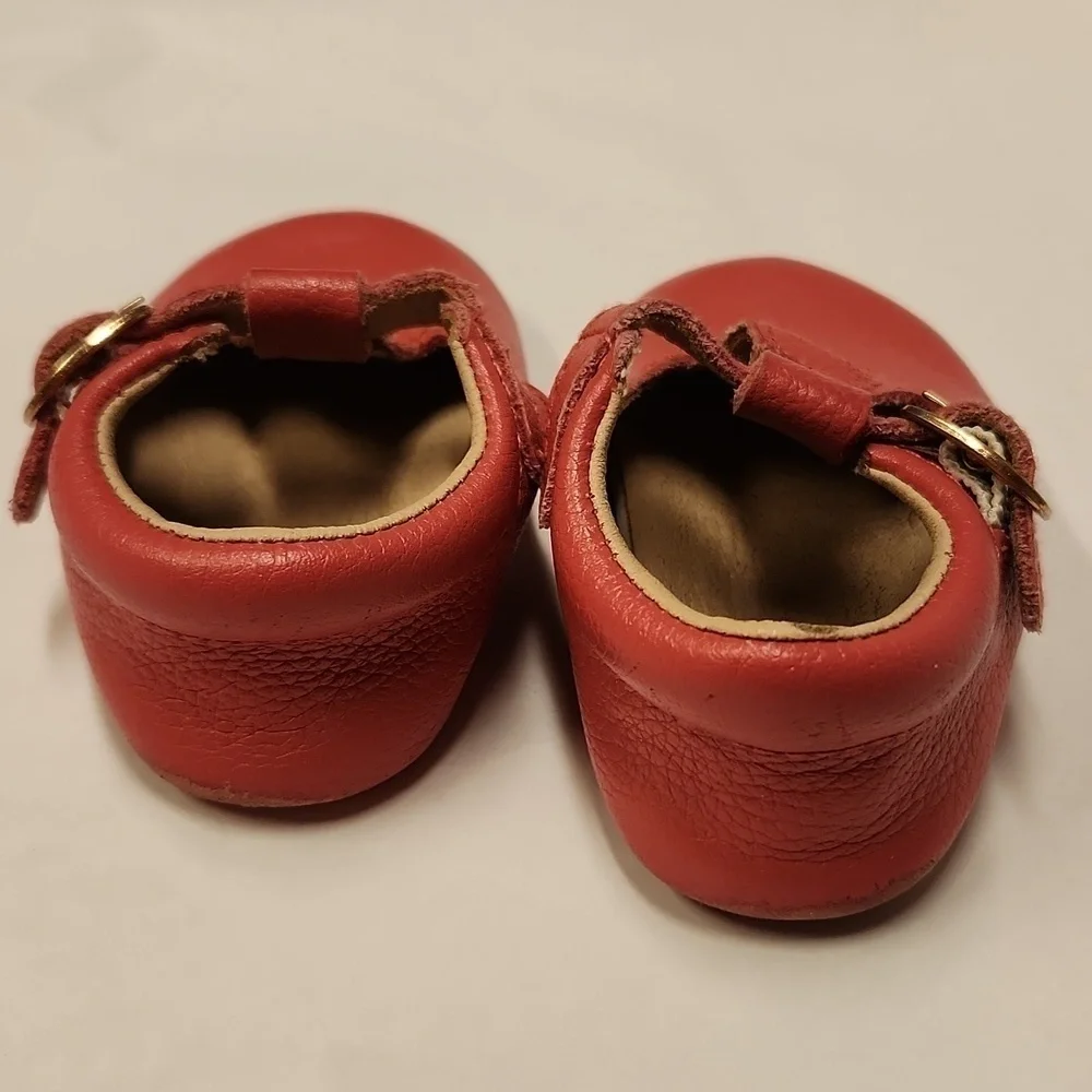 Monkey feet Shoes Girls pink size 6-12 m Spots On Bottom
